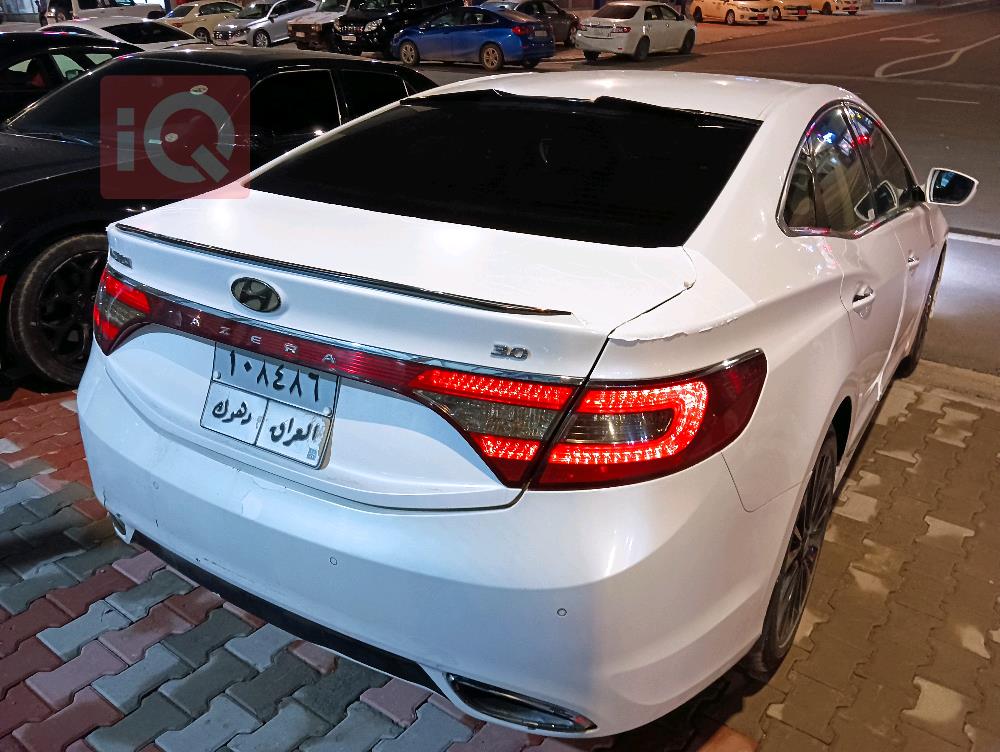 هيونداي أزيرا